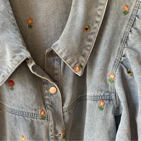 Floral Oversized Denim Jacket - Picture 2 of 4